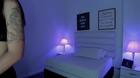 mari_salgado online show from 01.11.25