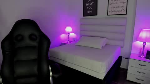 mari_salgado online show from 01.15.25