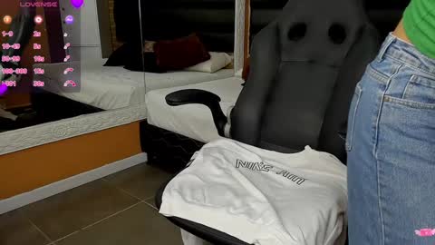 mari_salgado online show from 01.30.25