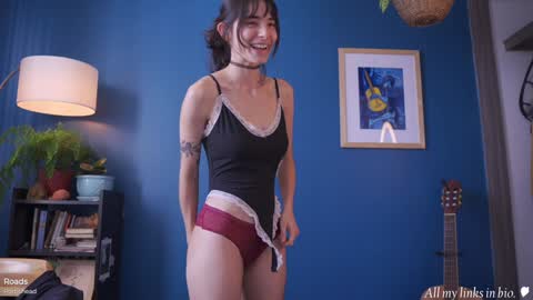 Snapshot of maria_alfonsina_ chatting on 12.05.24 Alfonsina online show from 12.05.24