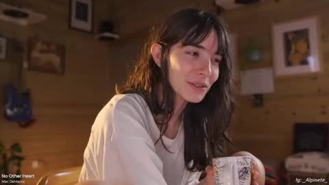 Snapshot of maria_alfonsina_ chatting on 10.13.25 Alfonsina online show from 10.13.25