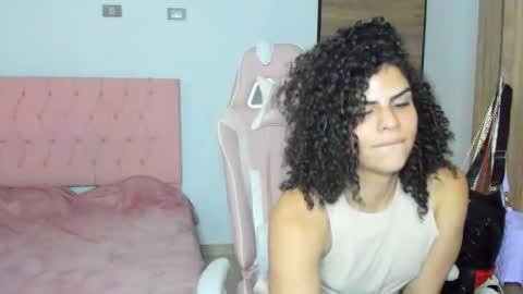 maria_frizzy online show from 12.22.24