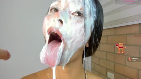 S O F I A  model independent online show from 12.04.24