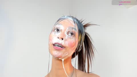 S O F I A  model independent online show from 02.08.25