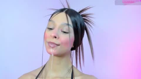 S O F I A  model independent online show from 03.02.25