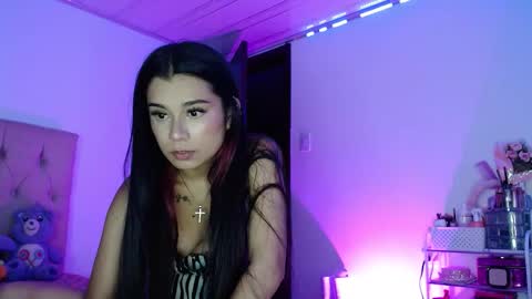 Vicky online show from 10.05.25