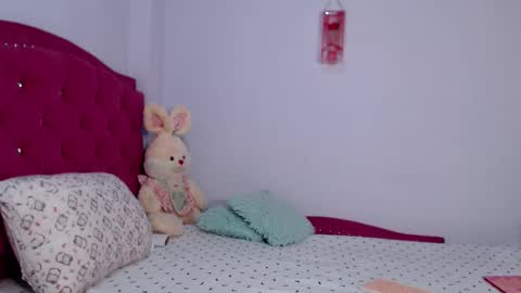 Giselle Mara  online show from 11.18.25