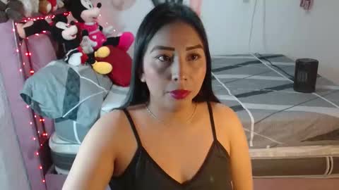 Mariajose online show from 10.17.25