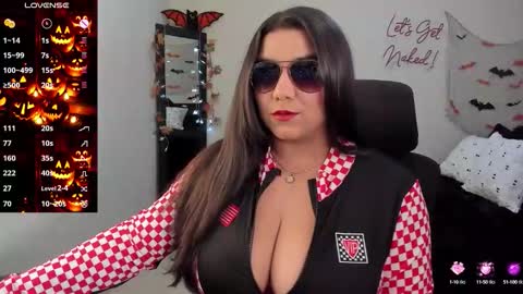 Snapshot of mariamcastillo chatting on 10.09.25 Mariam Castiblanco online show from 10.09.25