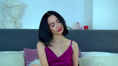 MariaMenson online show from 12.08.24
