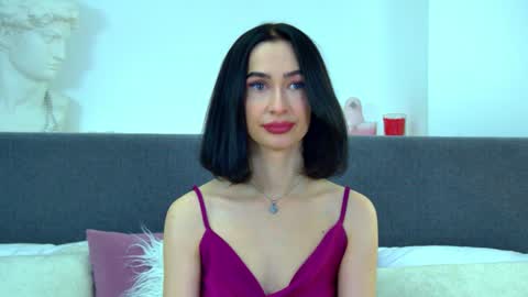 MariaMenson online show from 12.08.24
