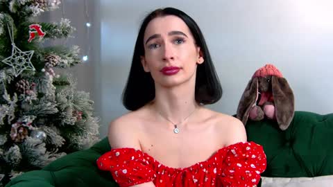 MariaMenson online show from 12.13.24