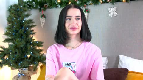 MariaMenson online show from 12.15.24