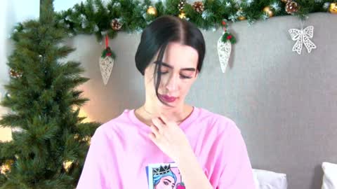 MariaMenson online show from 12.16.24