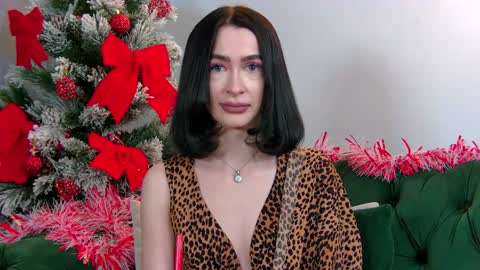 MariaMenson online show from 01.15.25