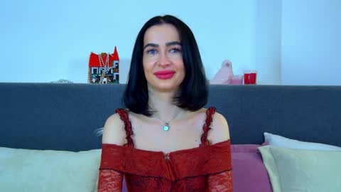 MariaMenson online show from 01.19.25
