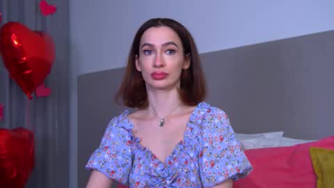 MariaMenson online show from 02.20.25