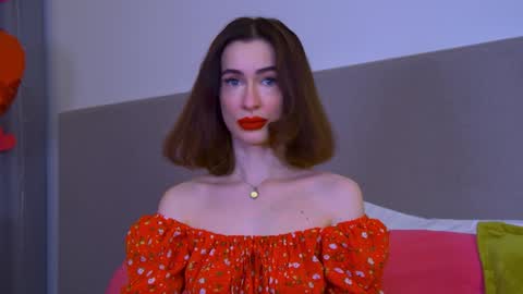 MariaMenson online show from 02.26.25