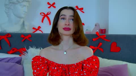 MariaMenson online show from 03.05.25