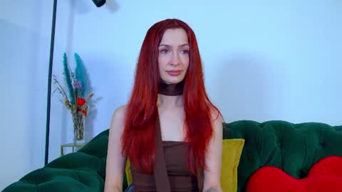 Snapshot of mariamenson chatting on 06.23.26 MariaMenson online show from 06.23.26