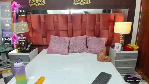 Snapshot of mariamrosse chatting on 02.20.25 Mariam online show from 02.20.25