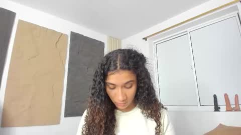 Marian online show from 12.03.25