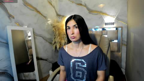 Mariana online show from 03.27.26