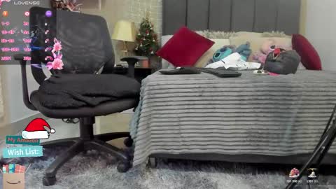 Mar y online show from 12.22.25