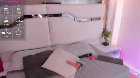 Snapshot of mariana_jhones_ chatting on 11.07.25 Mariana online show from 11.07.25