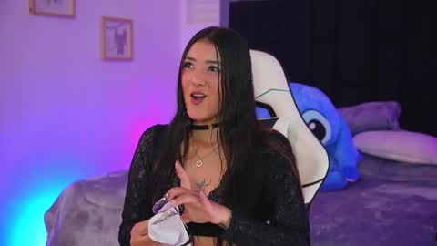 Mariana  online show from 04.16.26