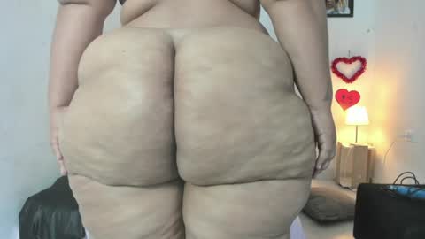 Snapshot of mariana_villa3 chatting on 06.30.26 mariana_villa3 online show from 06.30.26