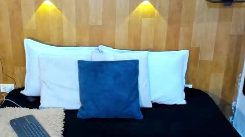 Mariana Angel online show from 10.23.25