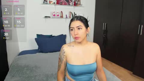 MARIANA Y VALENTINA online show from 10.28.25