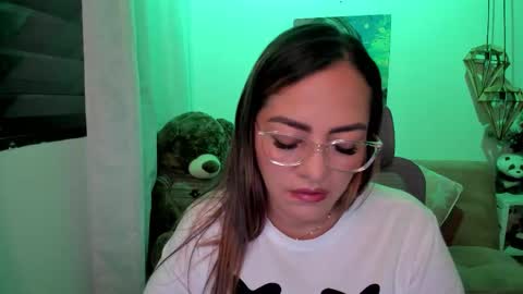 Mariana Lopez online show from 10.04.25