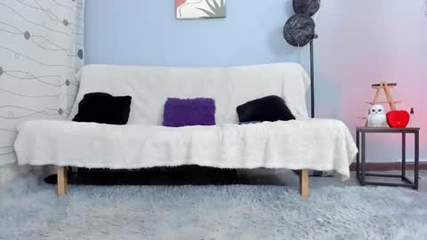 Mariana Vargas online show from 03.12.26