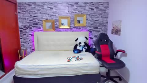 Snapshot of marianaxxx__ chatting on 01.18.25 Mariana online show from 01.18.25