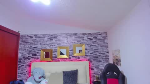 Snapshot of marianaxxx__ chatting on 03.12.25 Mariana online show from 03.12.25
