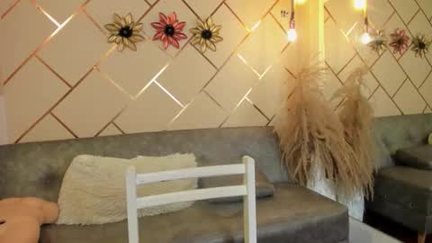 marianeporter online show from 10.14.25