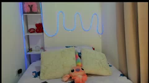 Snapshot of mariangel_3 chatting on 06.23.26 Mariangel online show from 06.23.26