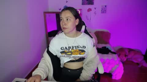 Snapshot of marianna__777 chatting on 10.13.25 Mariana online show from 10.13.25