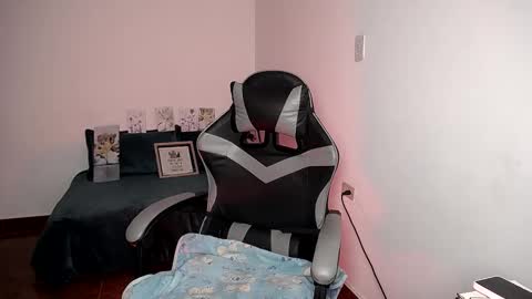 Snapshot of marianna__777 chatting on 11.16.25 Mariana online show from 11.16.25