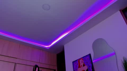 Snapshot of marianne__ chatting on 10.16.25 M A R I A N E online show from 10.16.25