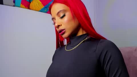 M A R I A N E online show from 01.15.26