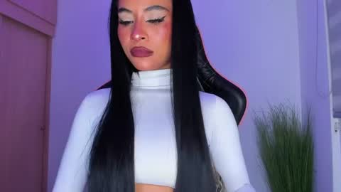 M A R I A N E online show from 07.05.26