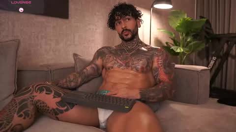 Snapshot of mariano_costa chatting on 02.23.26 Mariano Costa online show from 02.23.26