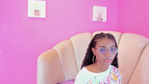 marianrosse online show from 10.02.25