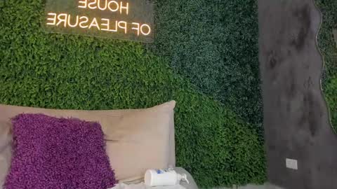 Snapshot of mariapettit chatting on 02.24.25 Maria Pettit online show from 02.24.25