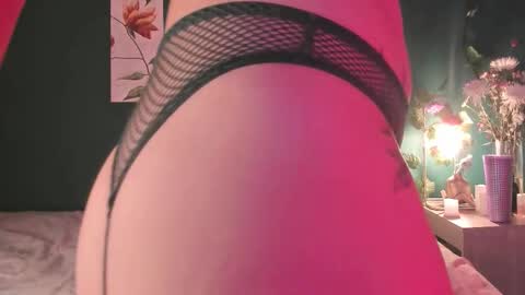 Snapshot of mariateresa11 chatting on 10.05.25 Theressa online show from 10.05.25