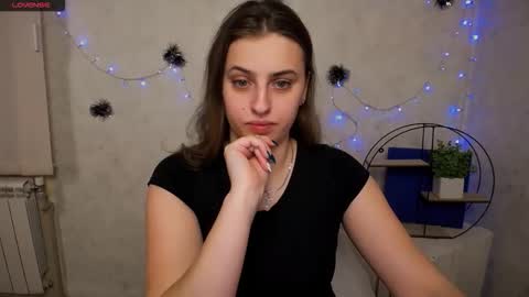 Snapshot of mariatess_ chatting on 02.11.26 Mariia online show from 02.11.26