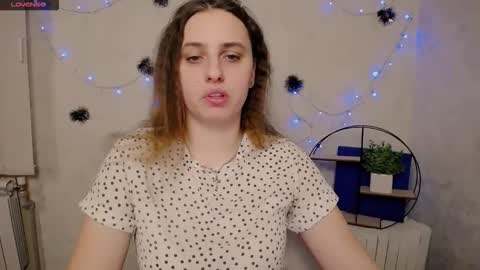 Snapshot of mariatess_ chatting on 02.25.26 Mariia online show from 02.25.26